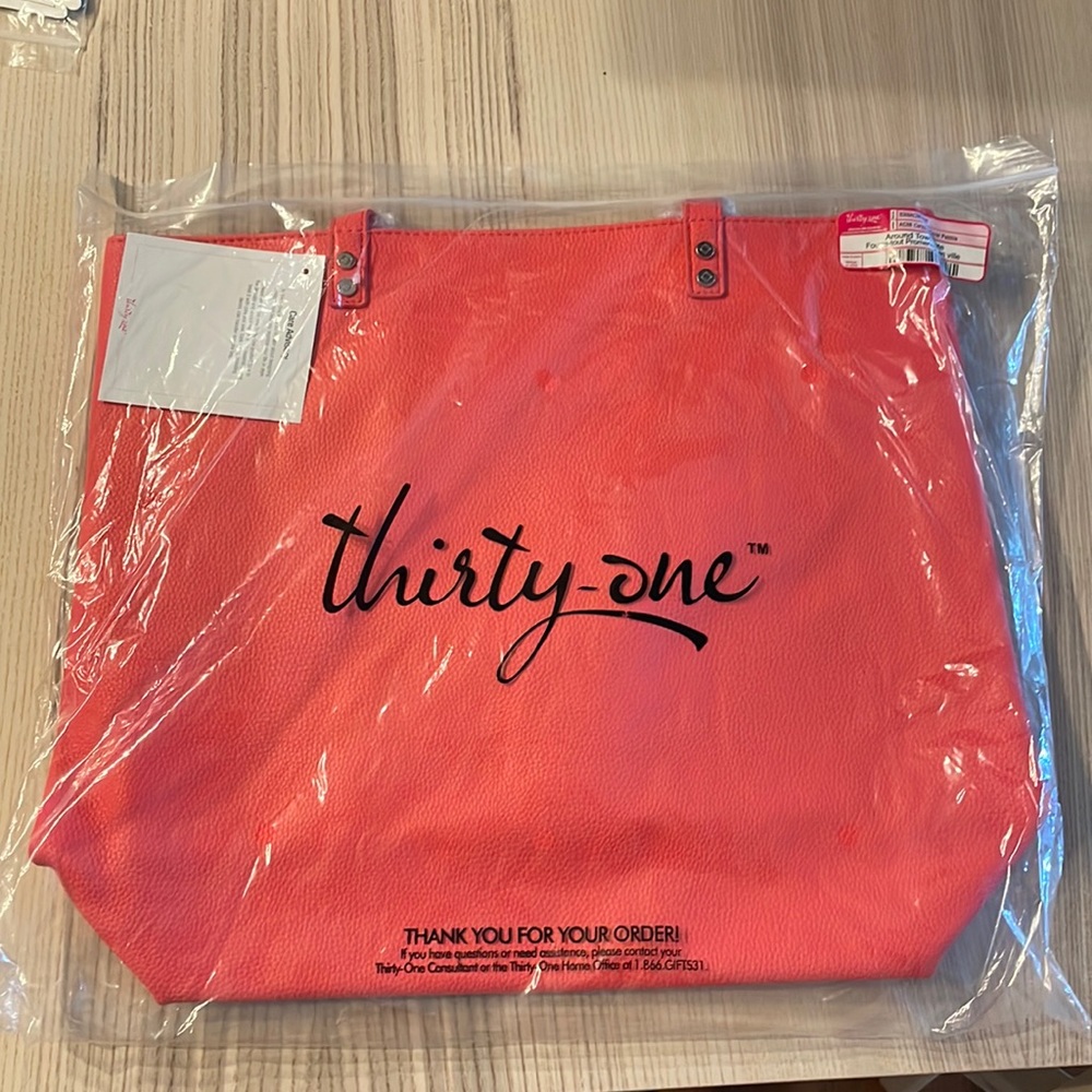 Thirty one gifts tote.